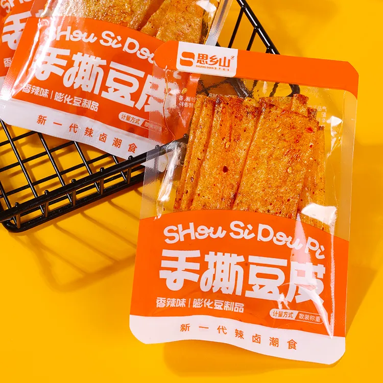 思乡山手撕豆皮湖南特产香辣味辣条辣片童年怀旧观赛搭子麻辣零食
