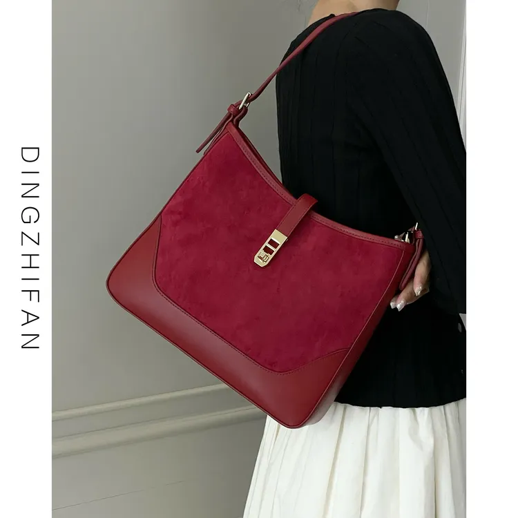 定制范 高级感真皮红色洋气小方包新娘结婚包包麂皮绒单肩腋下包