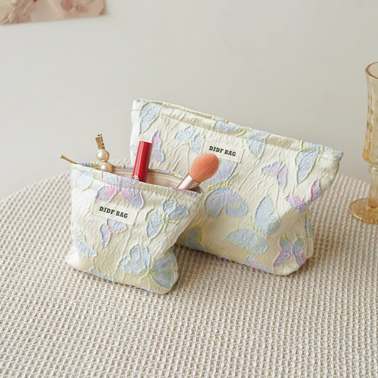 新款高颜值极光蝴蝶提花帆布化妆包女便携洗漱包大容量旅行收纳包