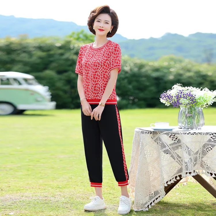 妈妈夏装时尚印花短袖上衣中年女夏季洋气中老年休闲大码运动套装