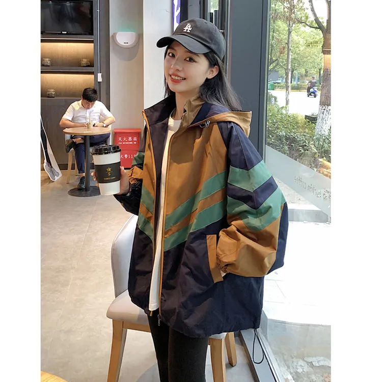 防风连帽风衣外套女宽松休闲春季新款条纹拼接小众棒球服夹克上衣