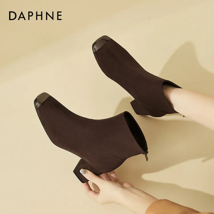 达芙妮女鞋秋冬加绒短靴棉鞋瘦瘦靴女2025新款百搭磨砂皮鞋马丁靴