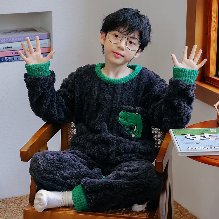 儿童睡衣男童法兰绒秋冬季珊瑚绒加厚宝宝中大童家居服小男孩套装