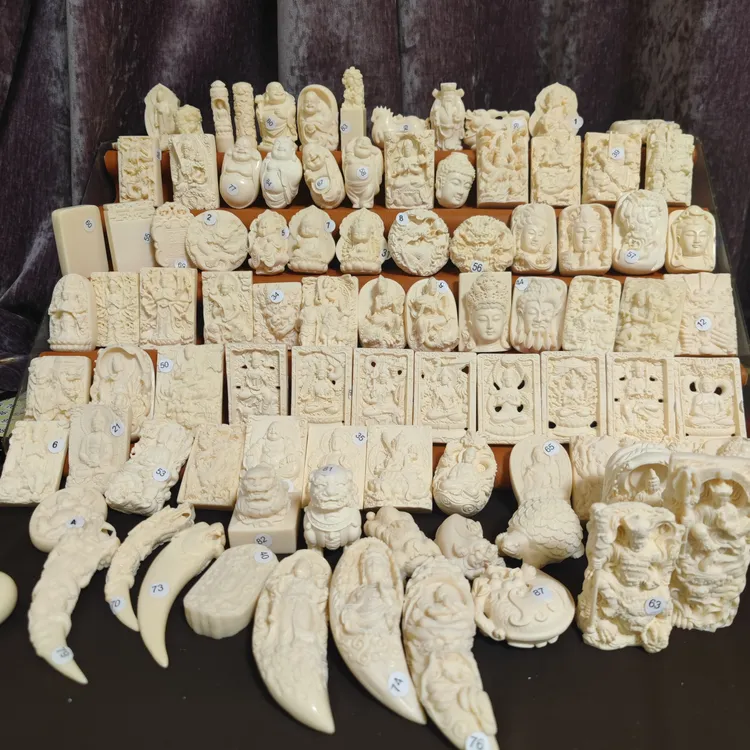 精品精美手工雕刻鹿角吊坠牌子手把件车挂饰品十二生肖守护神本命
