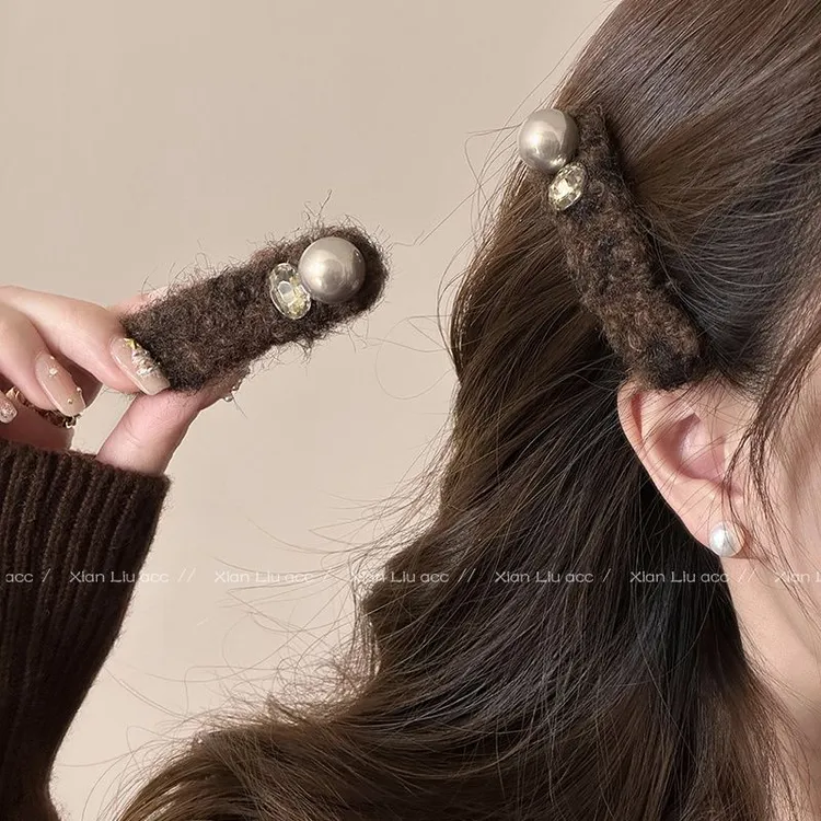 锆石发夹女秋冬毛绒边夹侧边2025新款气质掰掰夹毛毛夹子发夹头饰