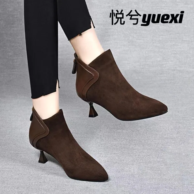 2025新款秋冬季尖头细跟小短靴女真皮磨砂女鞋小跟皮鞋中跟马丁靴