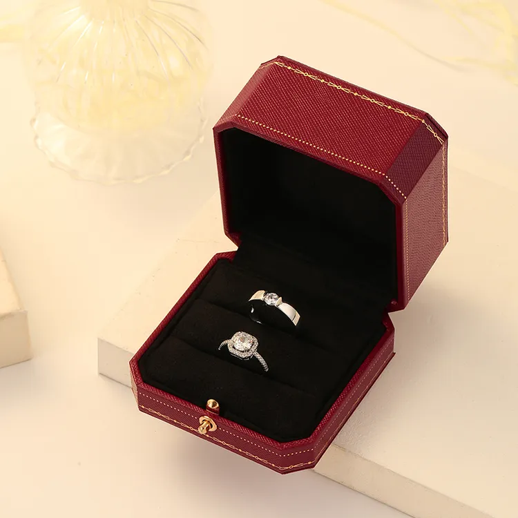合金合成锆石戒指 结婚钻戒情侣对戒一对可调节婚礼仪式用道具摄