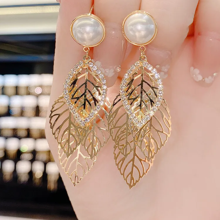 铜合金仿珍珠耳饰 一叶暴富树叶流苏耳坠时尚百搭名媛风大气耳环