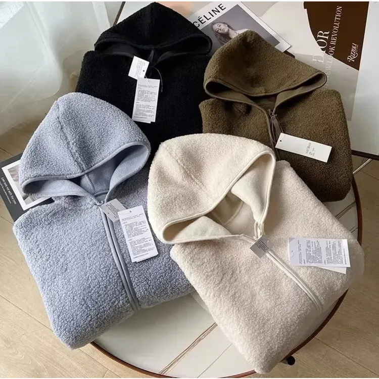 U+新款！秋冬四色摇粒绒宽松连帽春秋显瘦保暖加绒休闲外套！4306