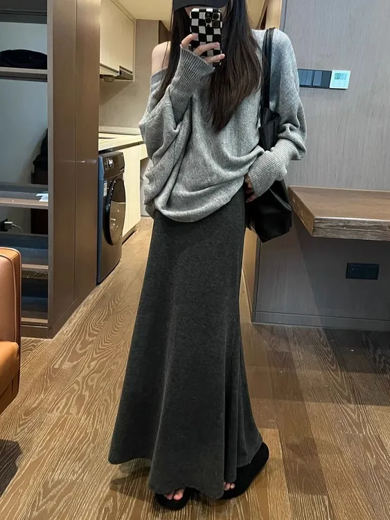 黑色鱼尾女百搭高腰气质a字包臀显瘦针织鱼尾出游服装女