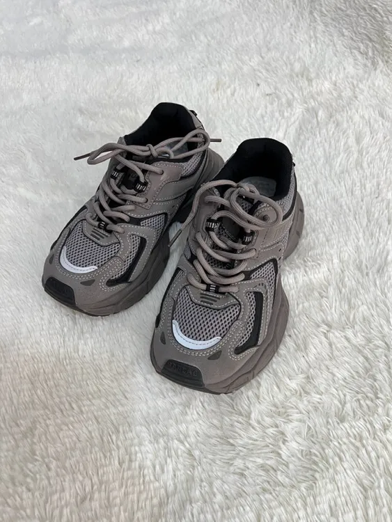 宏姐可跑步老爹鞋