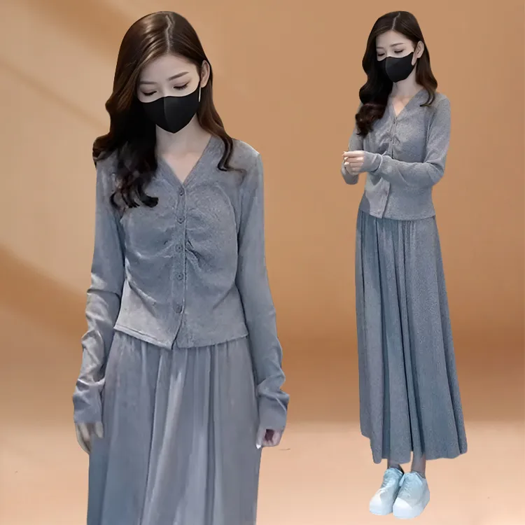 春秋穿搭2025新款活泼减龄今年流行漂亮洋气小个子别致绝美套装裙