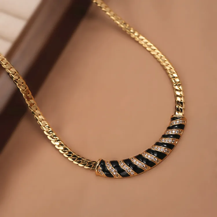 铜项链 重工高级感轻奢滴油蛇骨项链套装复古几何形耳饰品