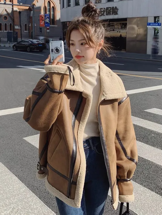 羊羔加厚外套2025冬季韩版洋气休闲百搭风皮毛一体复古保暖短款