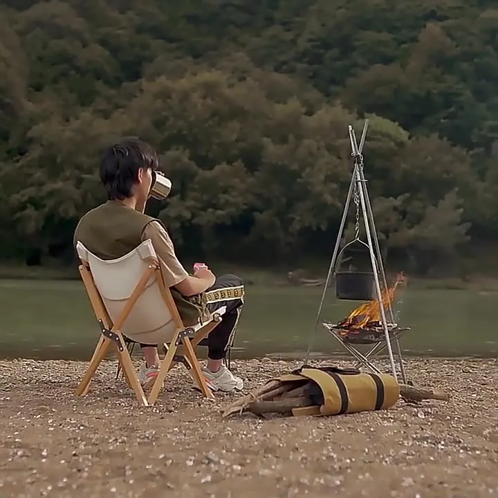 户外便携篝火架不锈钢焚火架便捷式折叠柴火支架野营烧烤网架取暖