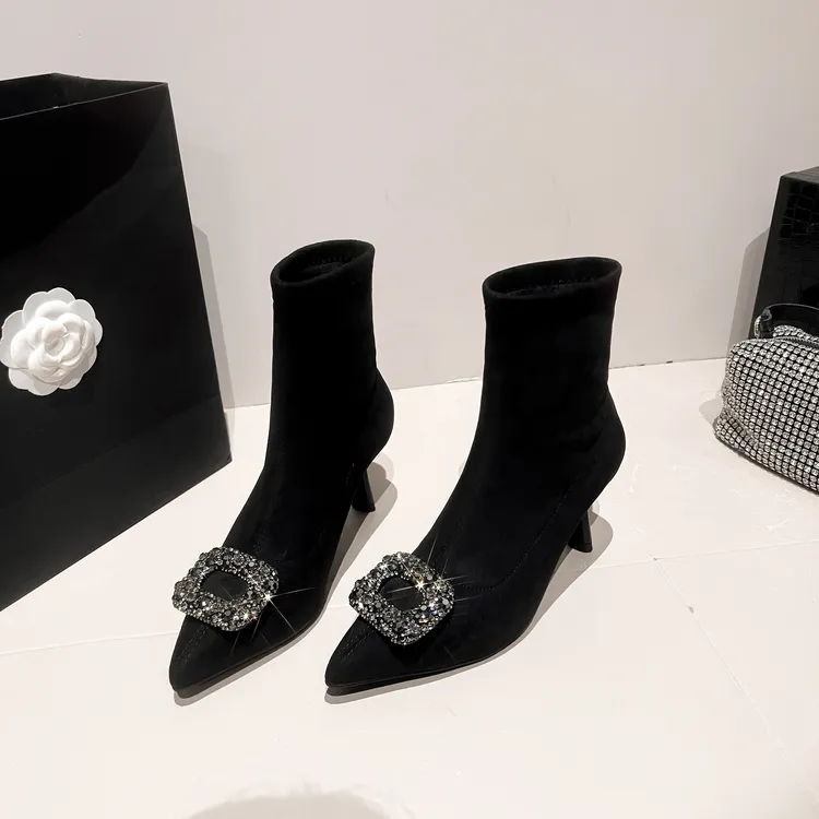 sendijia/森迪加新款2025秋冬针织弹力靴尖头时尚百搭款瘦瘦靴