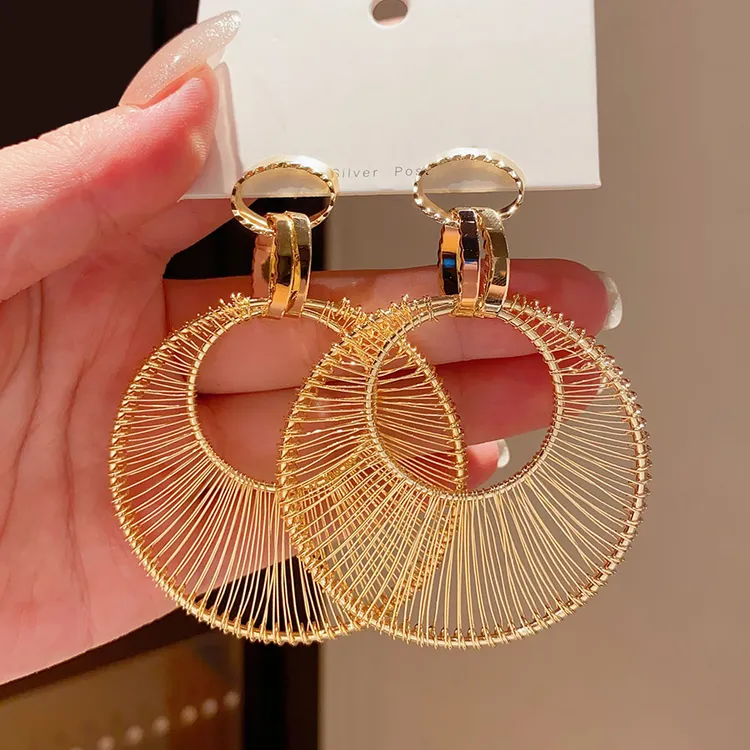 铜合金耳饰 2026年新款爆款夸张金属冷淡风大耳环气质高级感耳饰