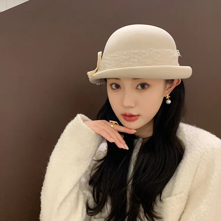 侧面cm设计师蕾丝蝴蝶结翘边羊毛贝雷帽秋冬女法式千金小礼帽盆帽