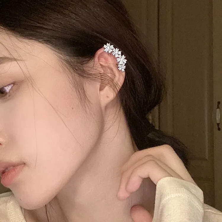 合金耳饰 耳骨夹耳夹无耳洞气质轻奢高级感满钻花朵女小众设计感