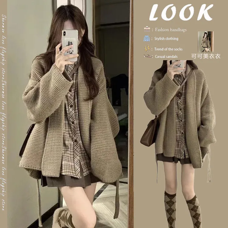 秋季穿搭一整套女2025新款韩系气质显瘦衬衫针织开衫短裙三件套装