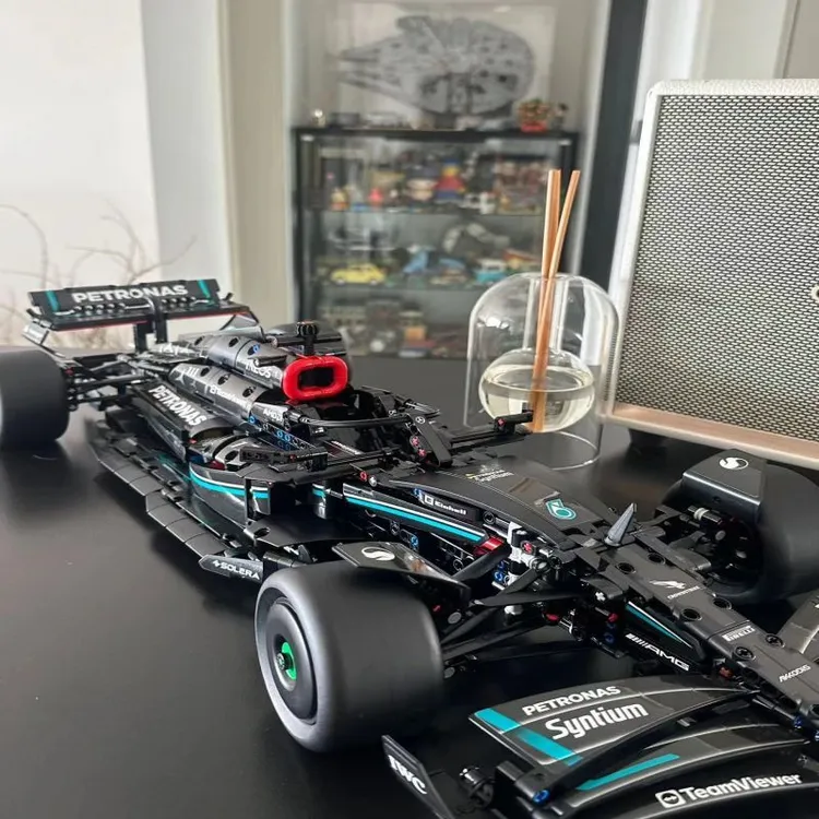 奔驰F1梅赛德斯AMG方程式赛车积木机械玩具礼物男孩玩具解压拼搭