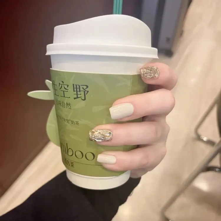 JohonGirls'/琴岛小嫚【奶油小生】夏季白色气质ins碎钻手工穿戴甲