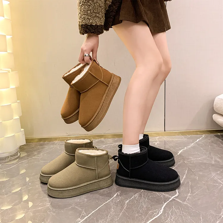 周冬雨同款雪地靴女皮毛一体防滑靴子女冬加绒短靴一脚蹬雪地棉鞋