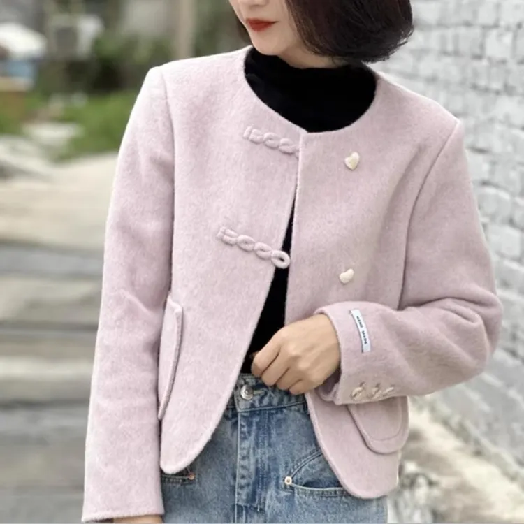 爱心扣双面羊毛大衣短款小香风羊毛呢外套高级感2024新款韩系秋冬