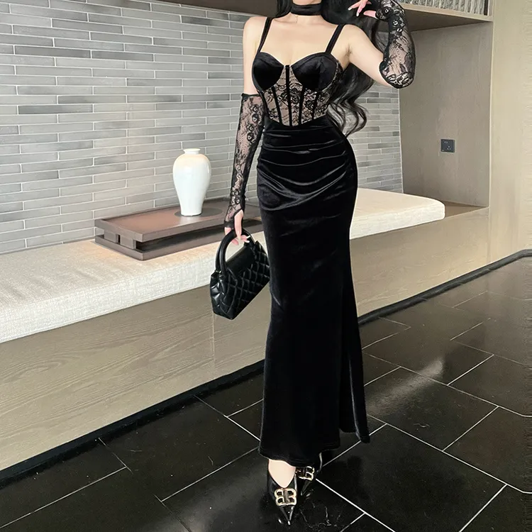 气质风黑色丝绒拼接蕾丝吊带连衣裙女冬季年会生日宴会修身礼服