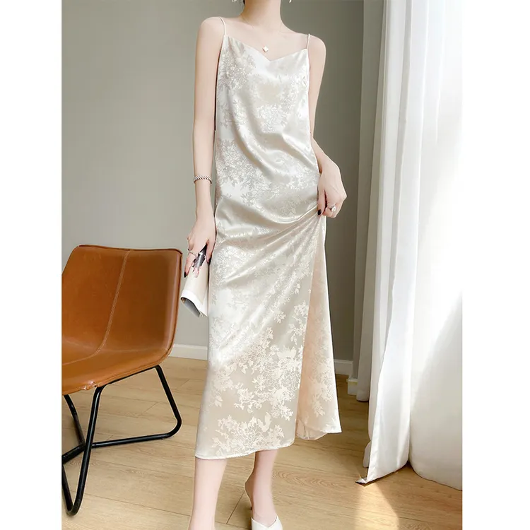 夏季连衣裙女士气质中国风显瘦法式长款裙子提花国风无袖白色长裙