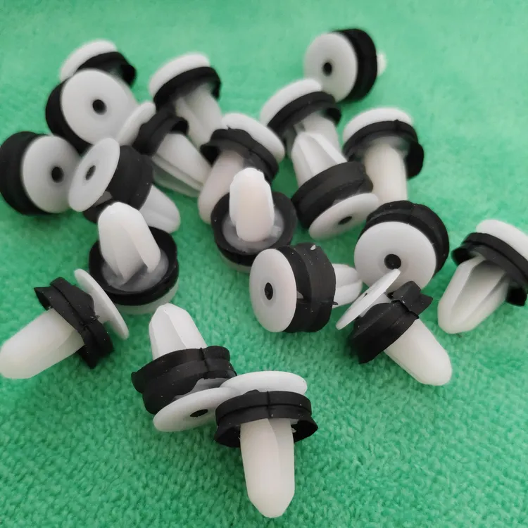 福特新全顺内饰板尾门门板内衬卡扣后背门饰板固定饰板卡子配件