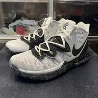 42.5码/NIKE kyrie5 欧文5 奥利奥白黑 实战篮球鞋/97新无盒/0045