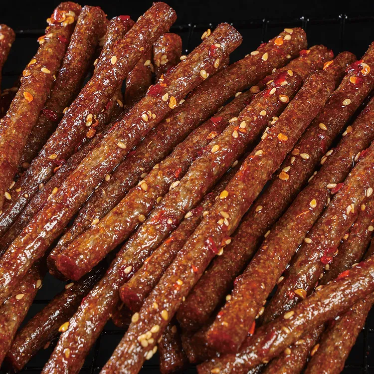 【1大袋】大长筋辣条魔鬼辣棒麻辣香辣味解馋儿时味道解馋零食严选