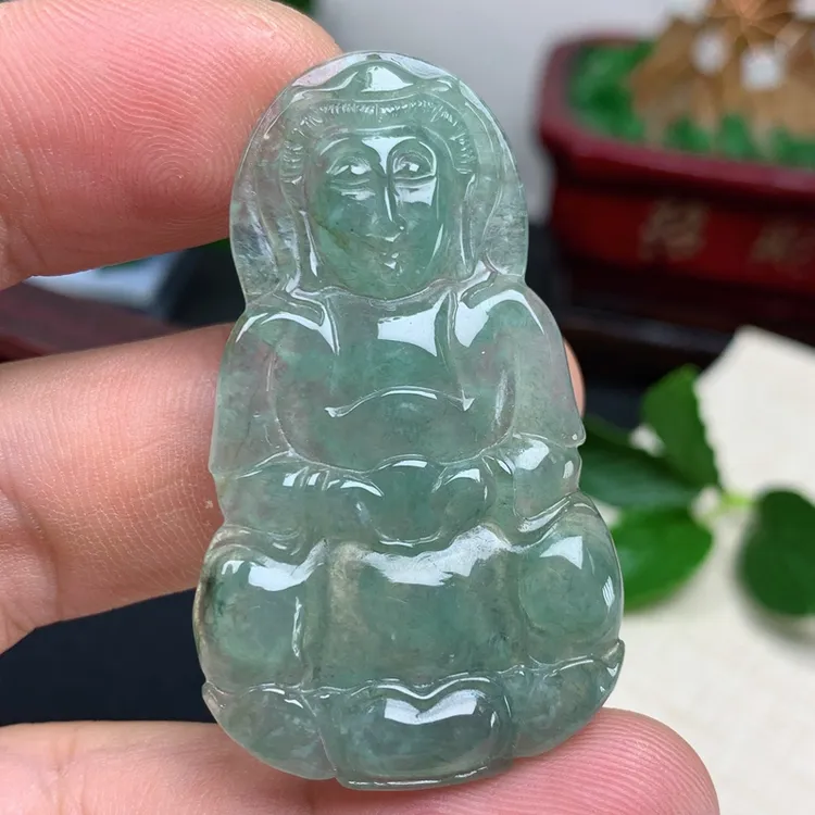 缅甸纯天然翡翠A货老坑料冰种守护神观音菩萨吊坠挂件精美