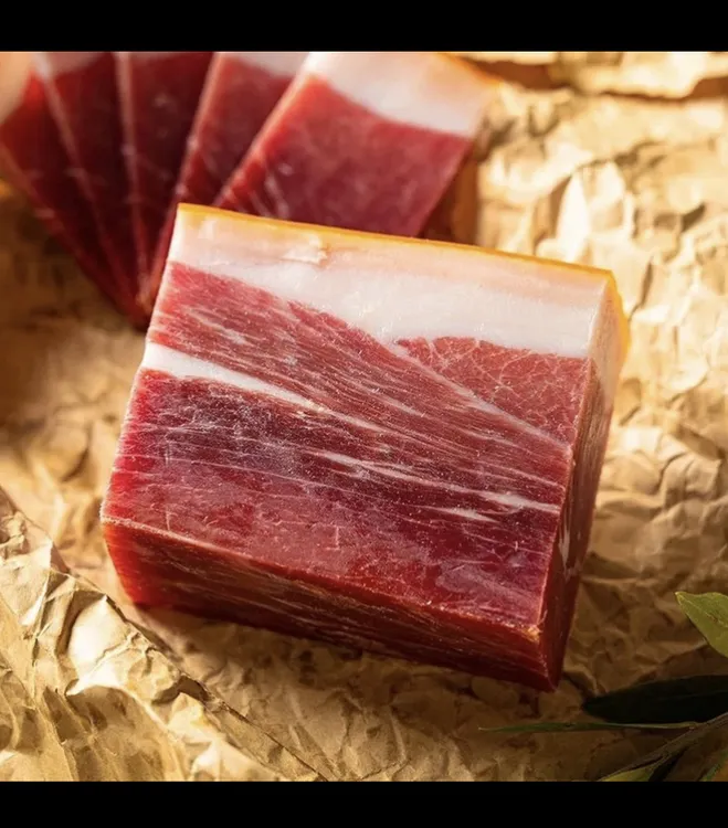 云南农家熟食喂养老火腿【一物一拍】精修精品真空发货