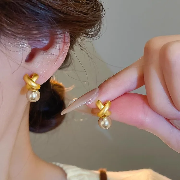 交叉耳钉轻奢高级感气质小众耳环小巧精致时尚耳饰新款爆款5554