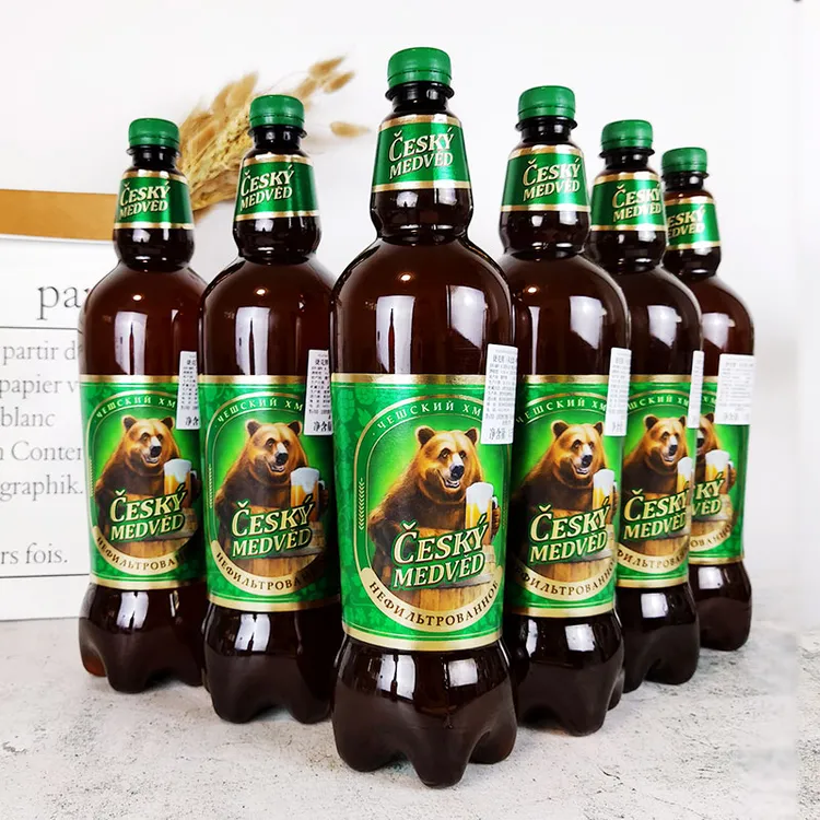 临期俄罗斯进口捷克熊啤酒1.35升/瓶原浆未过滤优质鲜啤酒白啤