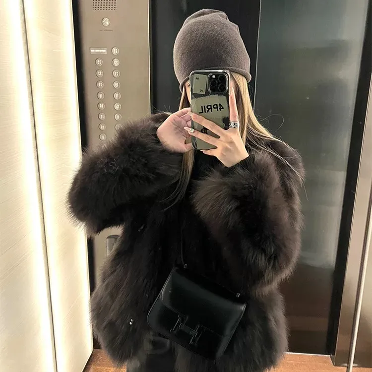 海宁女装冬季V领加厚环保毛毛外套秋冬北极貂皮毛一体短款上衣