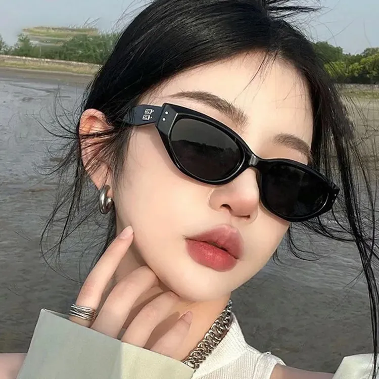 【新疆包邮】猫眼墨镜女款新款高级复古防晒防紫外线近视太阳眼镜