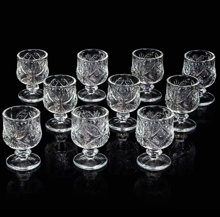 【八只装】创意迷你复古刻花玻璃杯一两高脚杯杯子白酒杯家用无铅