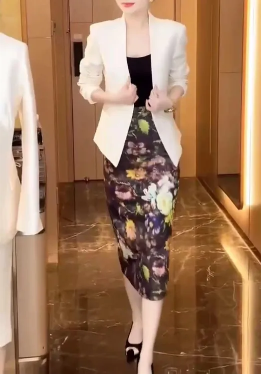2024秋季新款长袖西服外套印花半身裙
