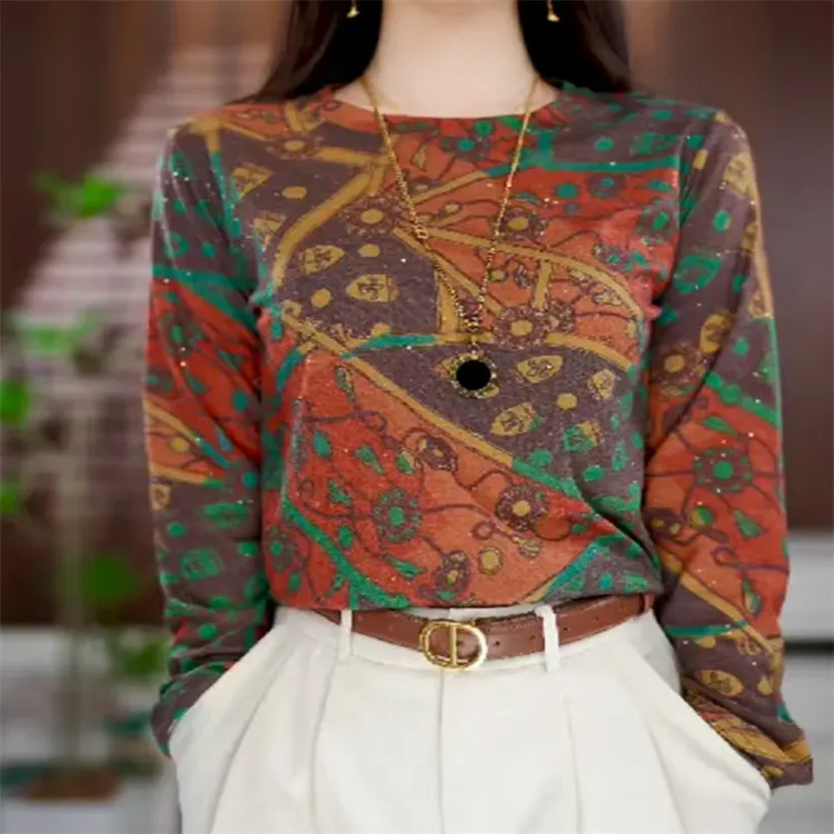 针织长袖新款法式圆领短袖常规轻熟风宽松型印花抗皱T恤妈妈女装