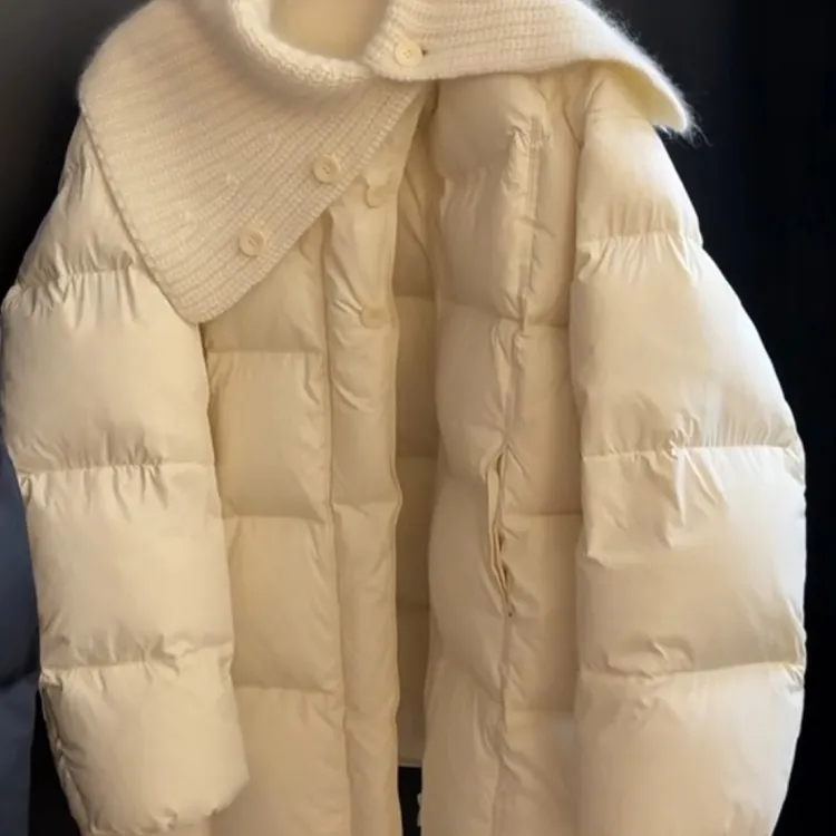 拼接针织白色羽绒服女2025冬季新款巨好看的高级感保暖白鸭绒短款