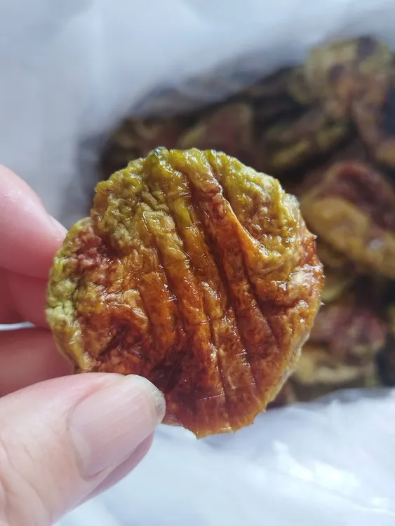 威海青皮无花果果脯整个熟果烤制零添加