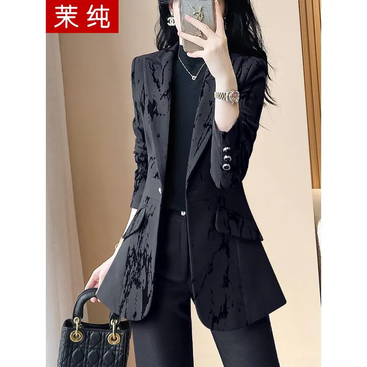 西装外套女2026新款黑色印染收腰西服高级感时髦洋气高端职业洋气