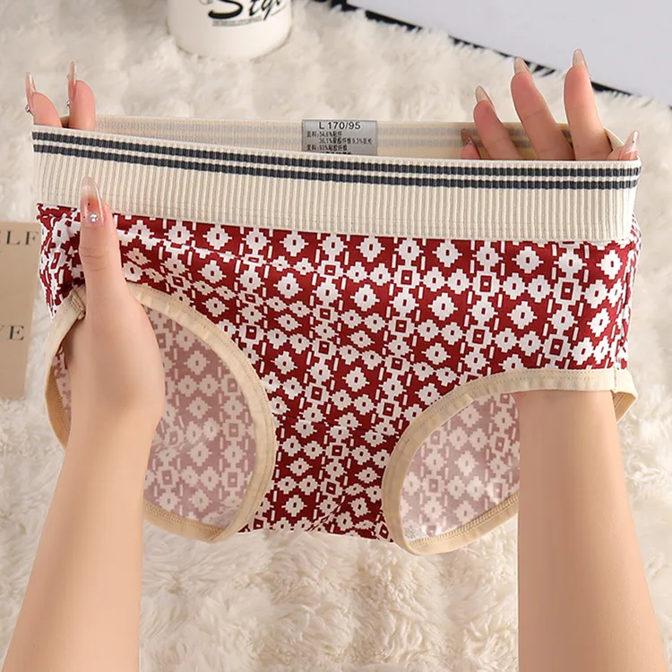 新款女士内裤学生少女夏季薄款三角内裤女士中腰个性潮流印花内裤
