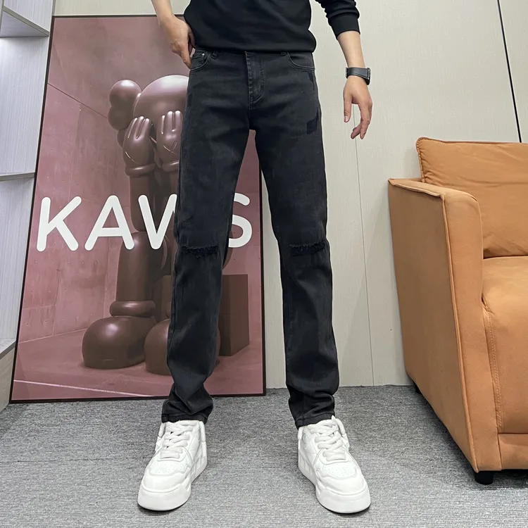 秋冬新款加厚潮流高级感复古黑灰色假破洞男士弹力韩版小脚牛仔裤