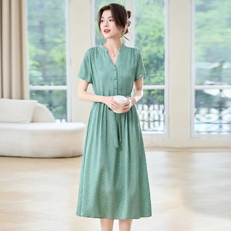 高端19姆米重磅真丝连衣裙冠乐绉2025夏季V领桑蚕丝中长款A字裙子