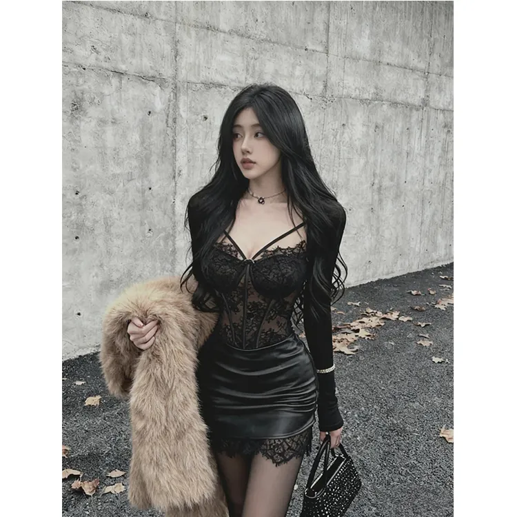 2025秋季新款性感纯欲辣妹法式轻奢蕾丝鱼骨胸衣包臂半裙御姐套装