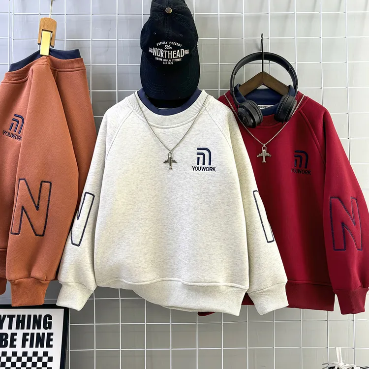 男童卫衣冬款加绒加厚225新款男孩上衣中大童学生儿童帅气打底衫